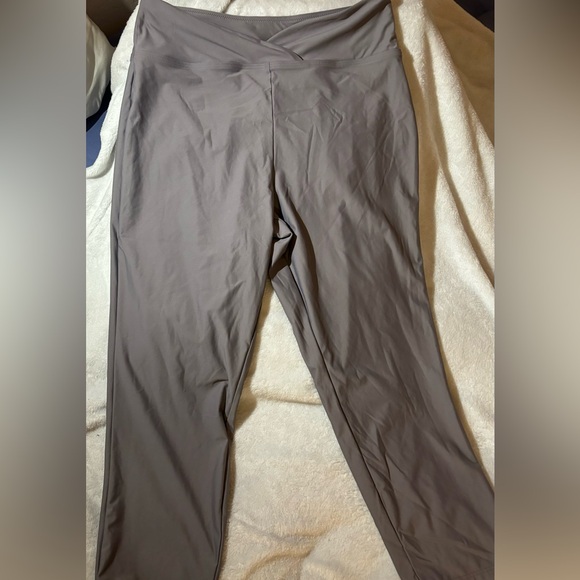 Bundle of 8 Pairs Different Styles of Leggings - Black / Grey - Size M/L - Picture 5 of 16